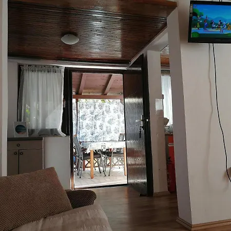 Lorena Apartment *